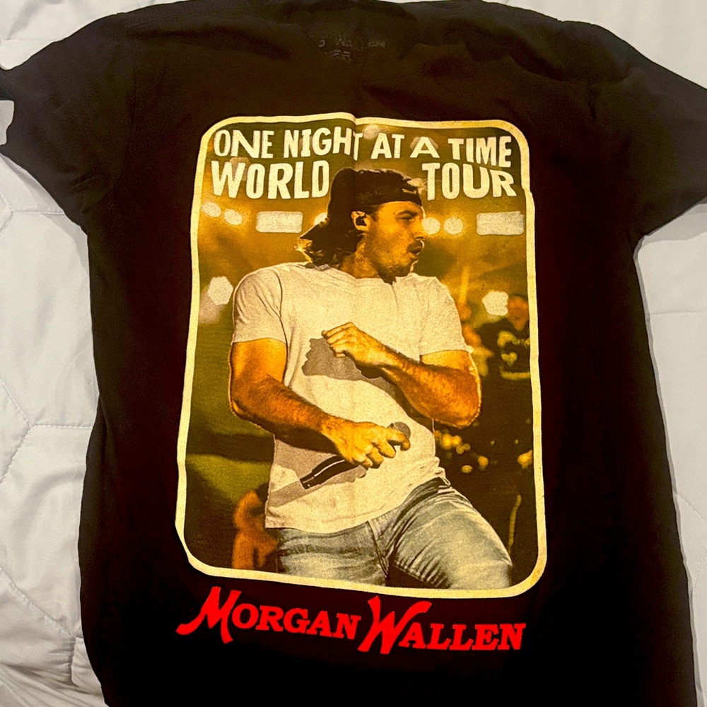 Morgan Wallen Black Tour T-Shirt